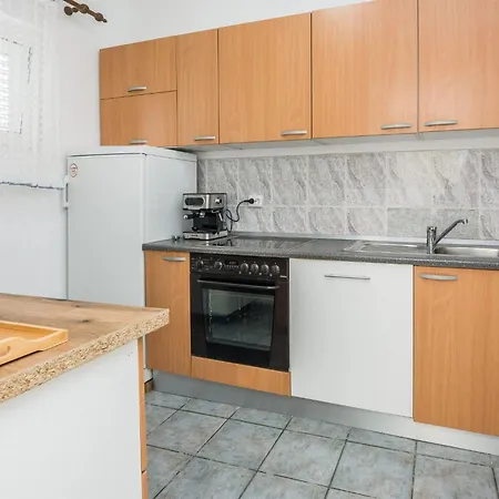 Apartman Napros 1 By Interhome