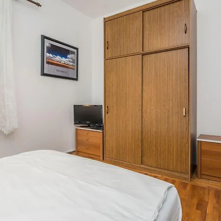 Napros 1 By Interhome