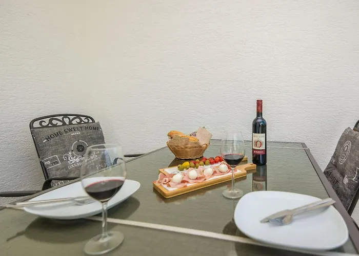 Napros 1 By Interhome Apartament *